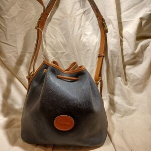 Dooney and bourke shoulder bag
